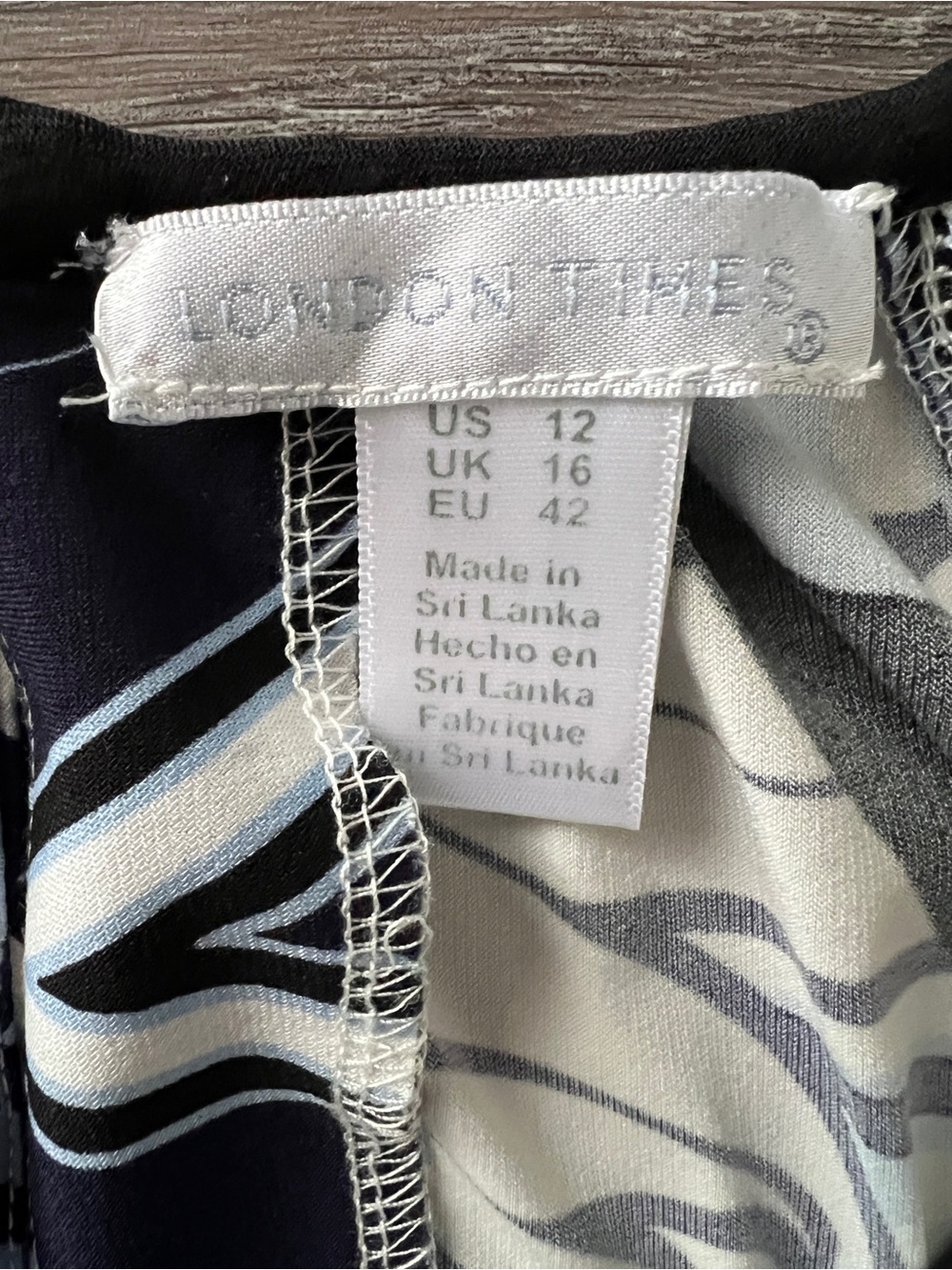 London Times Halter Maxi Dress Blue Floral Print Side Slit Size 12 - Picture 5 of 17